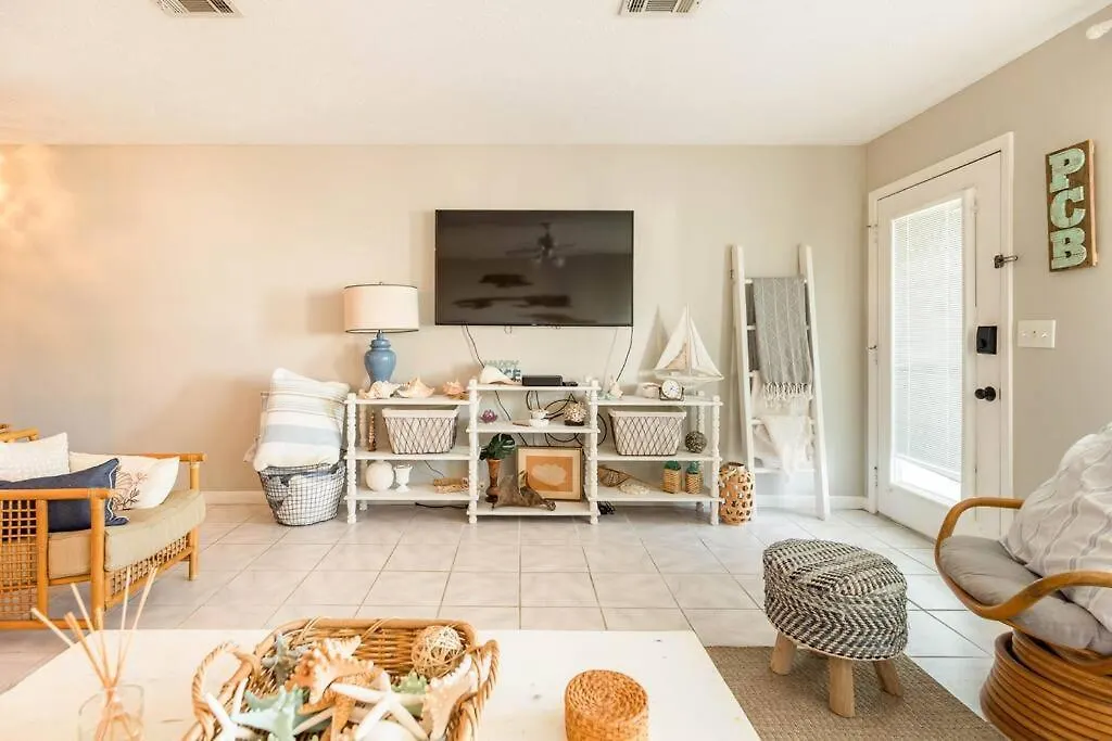 Boho Retreat Across The Street From The Beach بنما سيتي بيتش شقة
